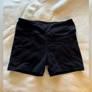 Senita Shorts in Black